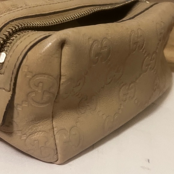Gucci bag used only once - Picture 2 of 8